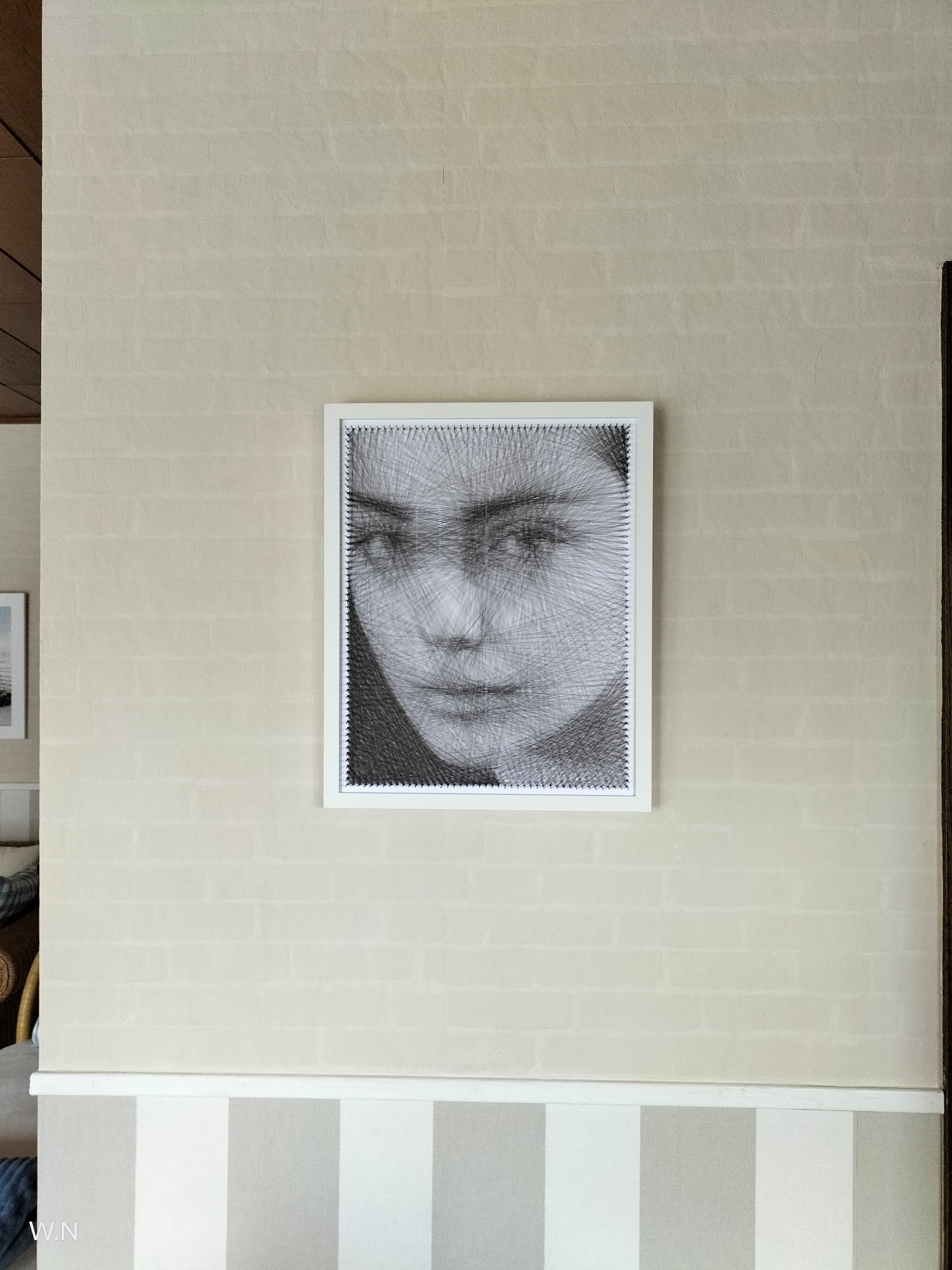 Fadenbild nach deinem Foto | Personalisierte String Art Vorlage | Kreatives Bastelset mit Nägeln, Faden & Holzplatte | DIY Geschenkidee – Bild 2
